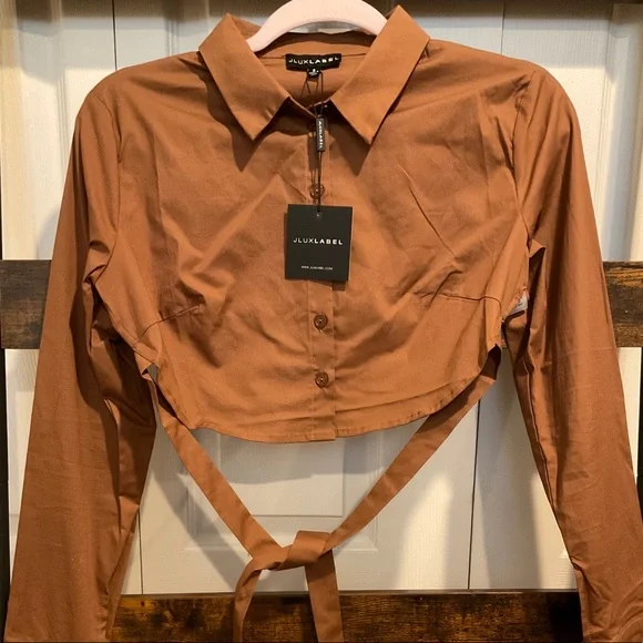 🆕JLUXLABEL BROWN BACKLESS LONG-SLEEVE BUTTON DOWN CROPPED TIE AROUND SHIRT - Picture 5 of 9